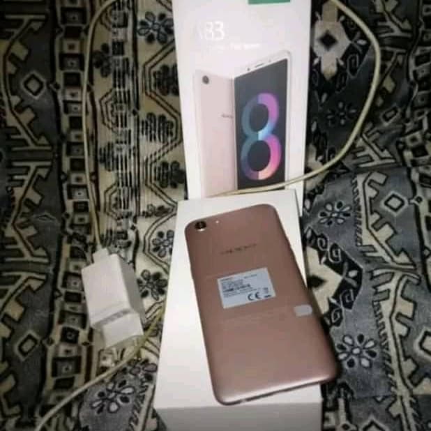 Oppo A83